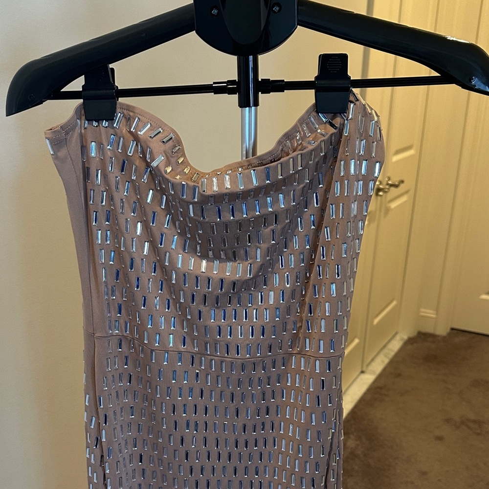 Source Unknown Rose Gold Sequin Strapless Maxi Dr… - image 2